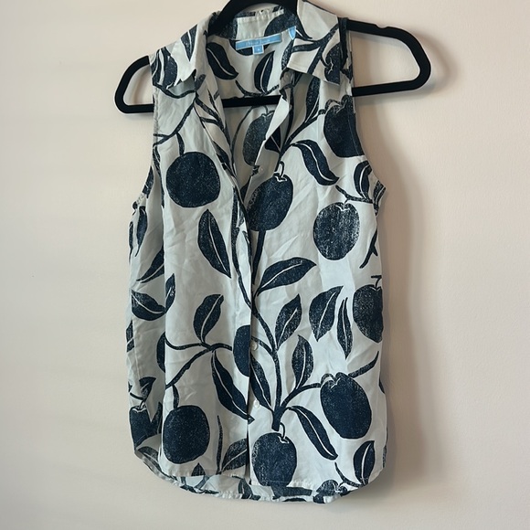 Draper James Tops - Draper James 100% silk fruit sleeveless top